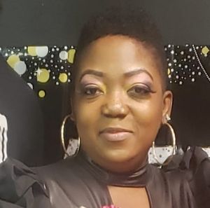 Meet your Posher, Shakethia